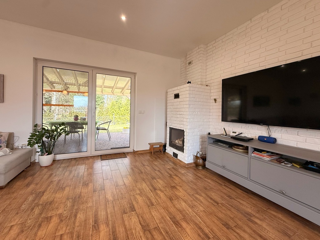 Parterowy dom 110 m², 4-pok., ogród, garaż | Dobra