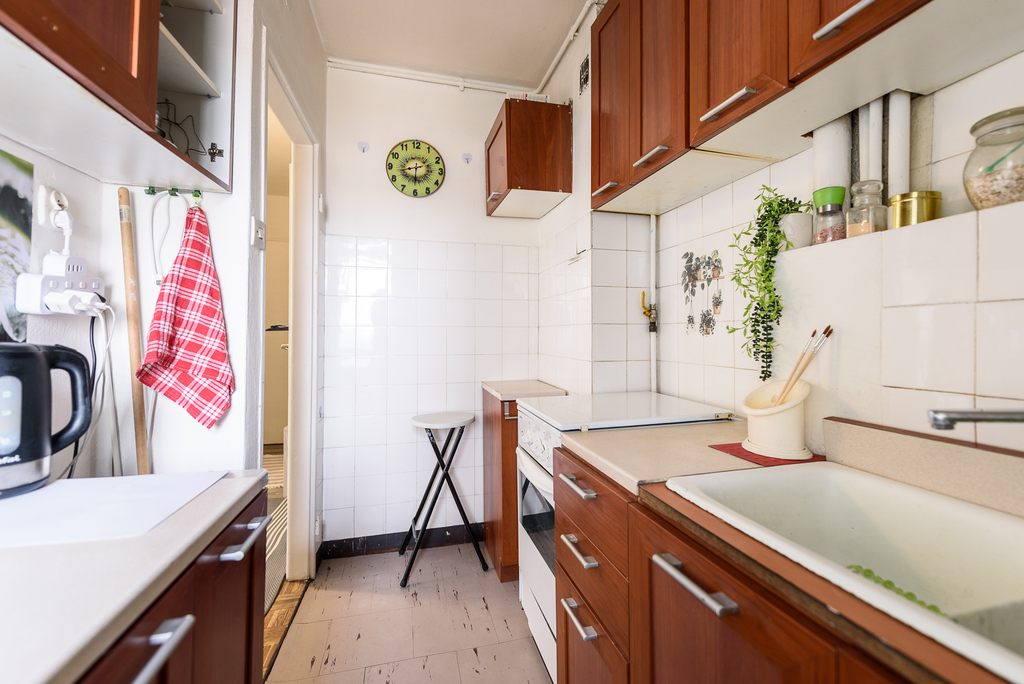 42,5 m² z balkonem i osobną kuchnią w super cenie!