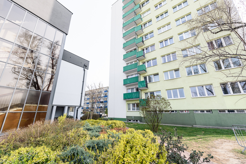 42,5 m² z balkonem i osobną kuchnią w super cenie!