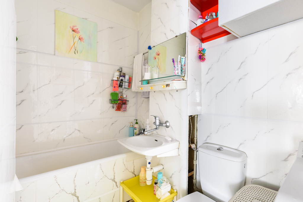 42,5 m² z balkonem i osobną kuchnią w super cenie!
