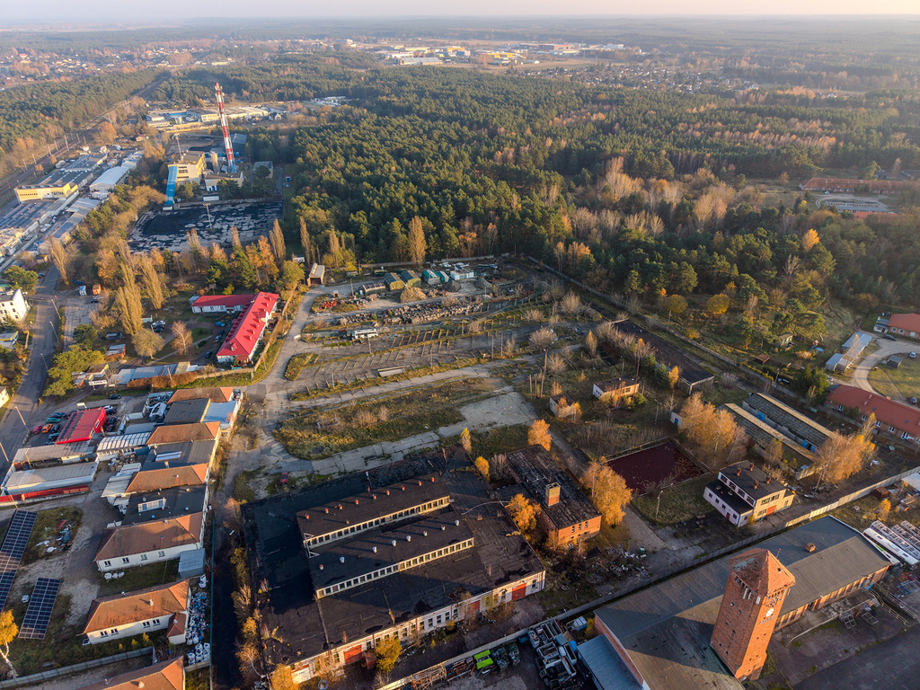 Budynek produkcyjno-usługowy w centrum Solca