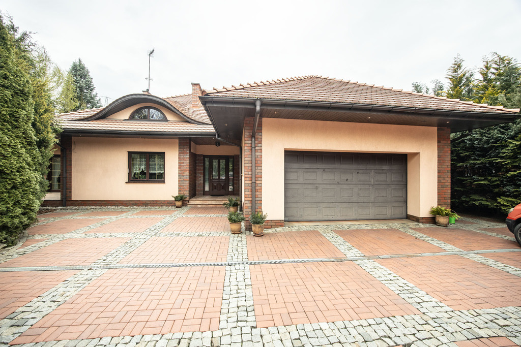 Rezydencja z przestrzenią i prywatnością