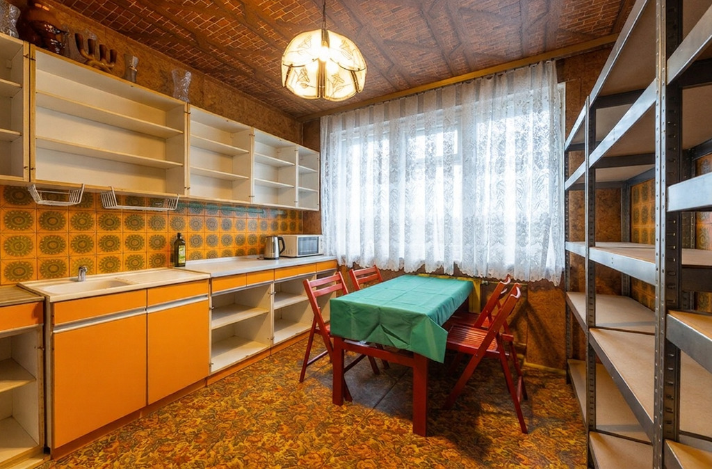 Szeregowiec - lokal parter | Podolany | do remontu