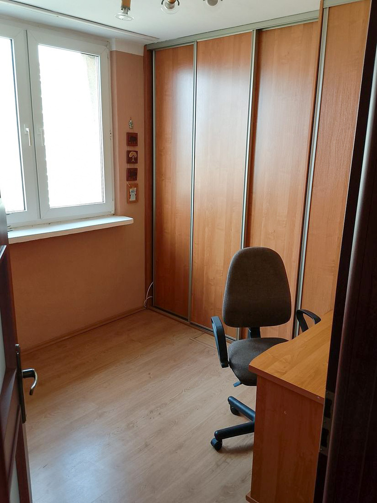 Mieszkanie trzy pokojowe z balkonem
