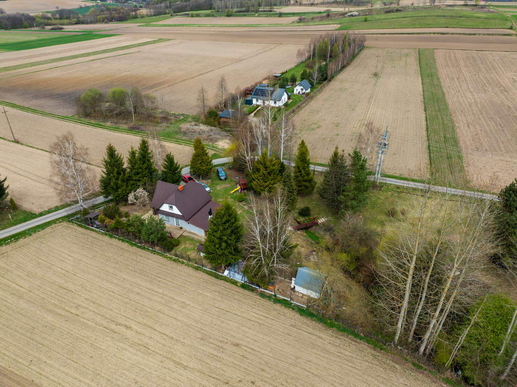 Dom z piękną 41 arową działką | Bachórzec | 114 m²