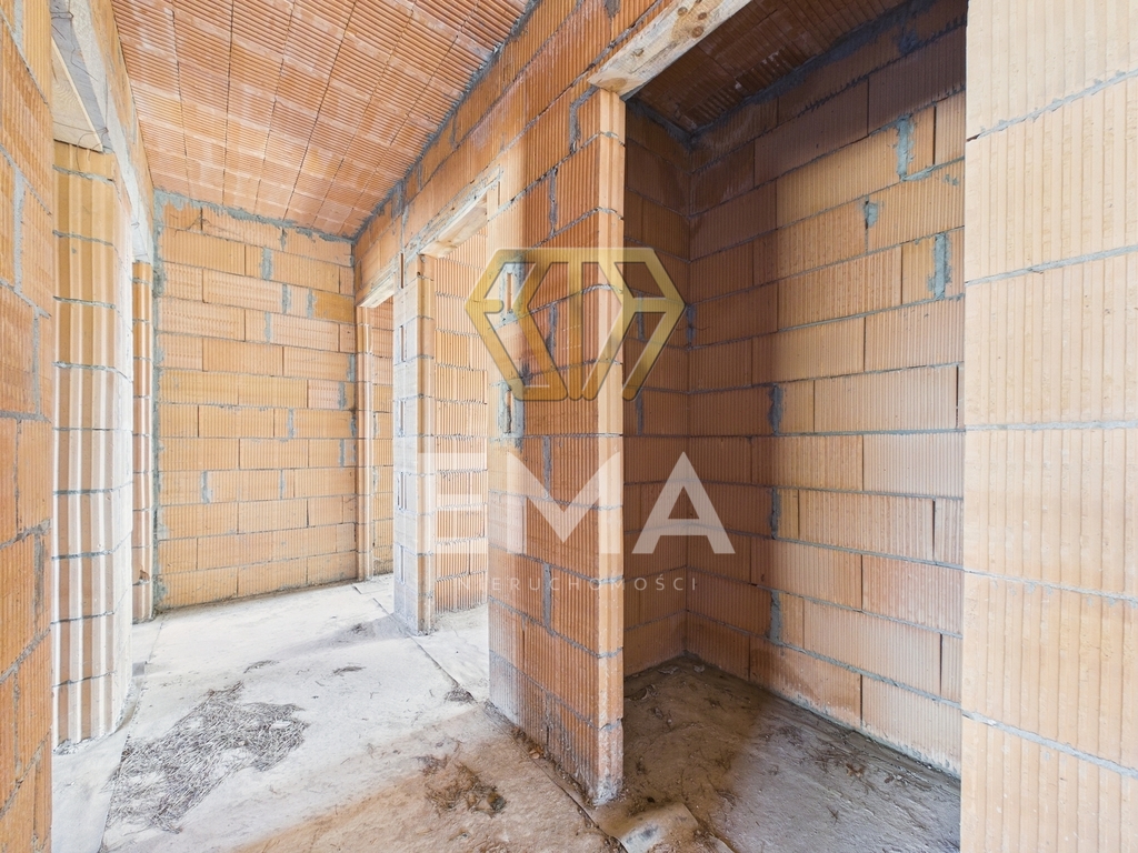 Dom 130 m² z dużą działką – Latosówka