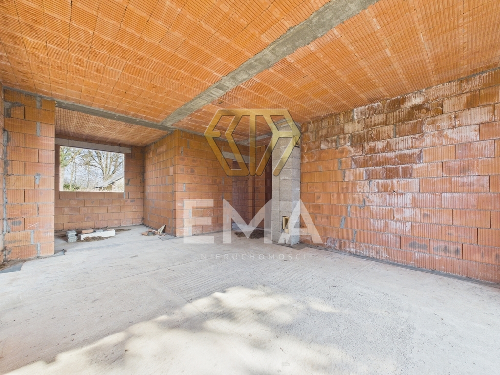 Dom 130 m² z dużą działką – Latosówka