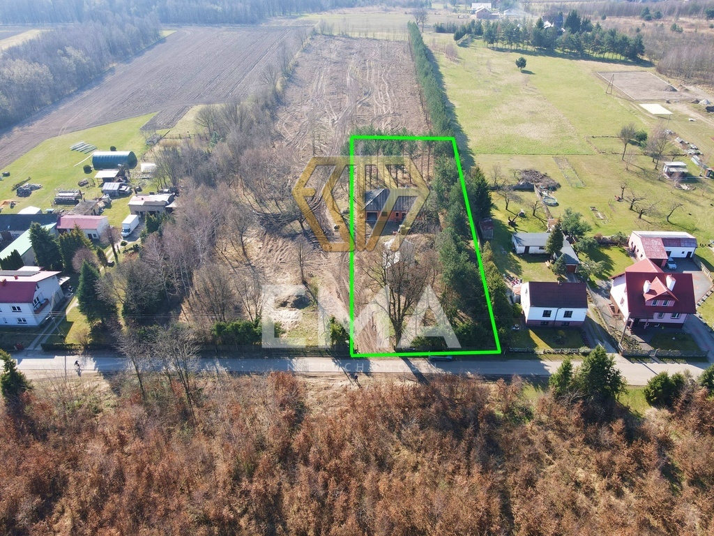 Dom 130 m² z dużą działką – Latosówka
