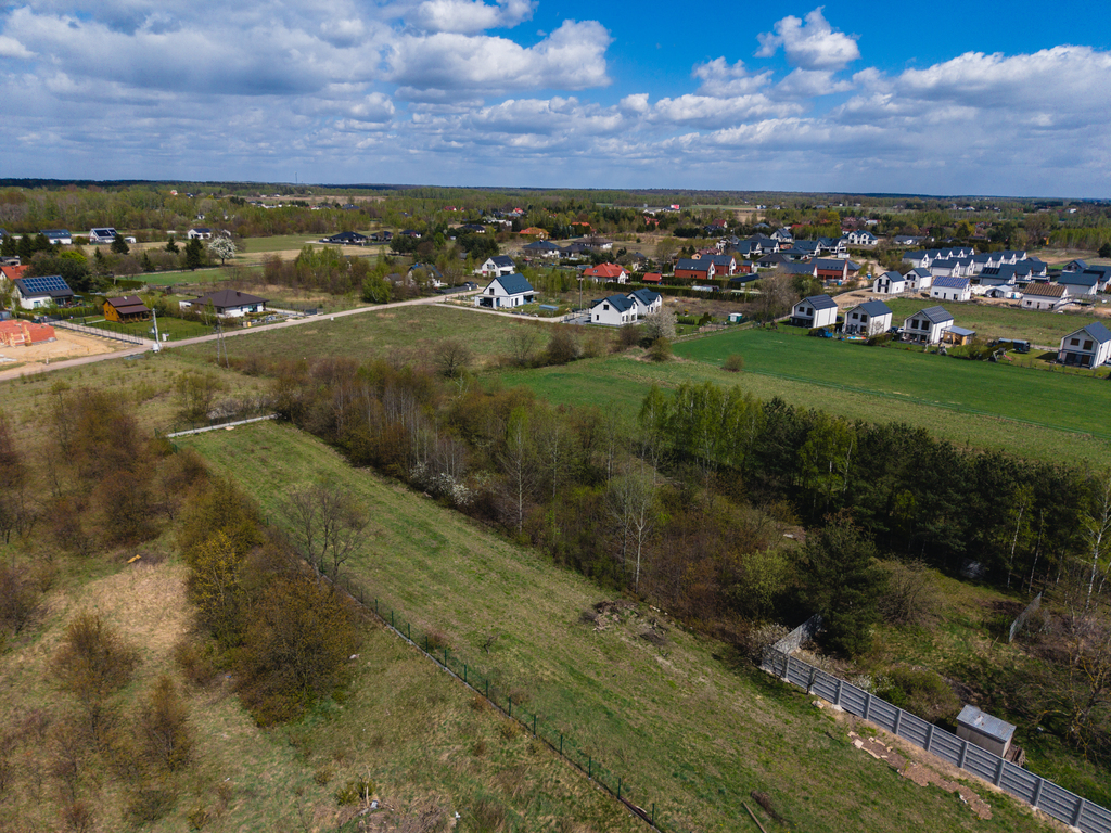 Działka z WZ – spokój, natura i pełna wygoda!