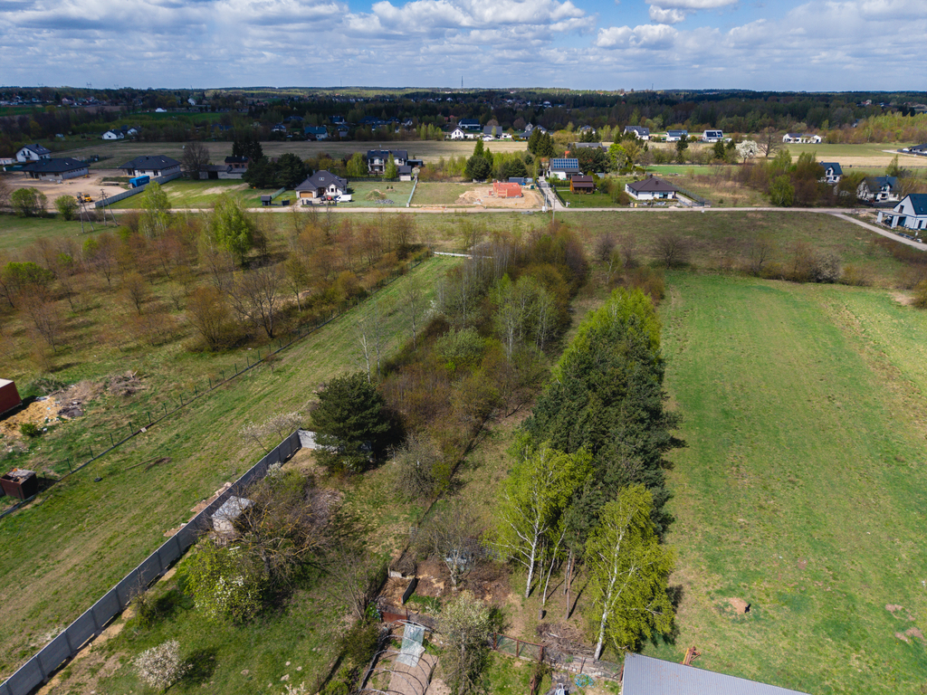 Działka z WZ – spokój, natura i pełna wygoda!