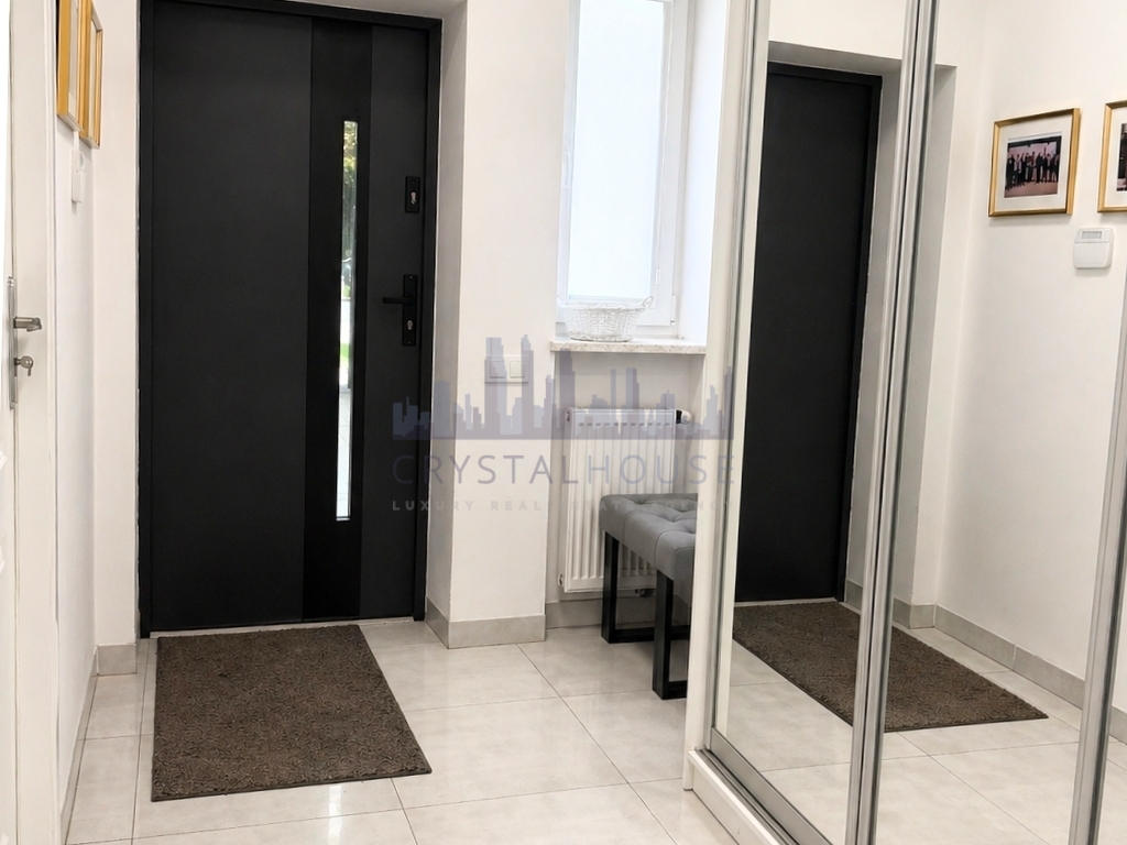 Reprezentacyjne biuro | 14 pokoi | Parking 8 aut