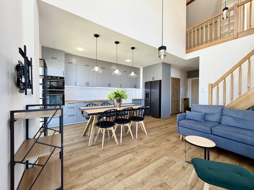 Loftowy apartament 87,53 m²| taras |Przecław