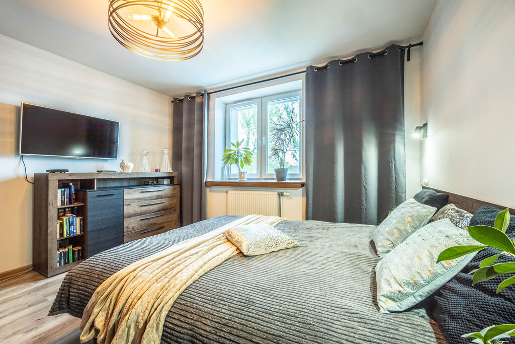 Zgierska Perełka: Imponujące 92 m² z tarasem