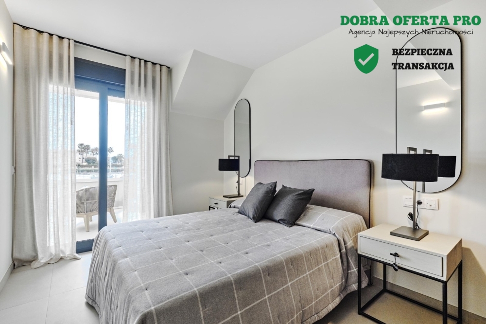 Bungalow 98 m² blisko jezior Torrevieja