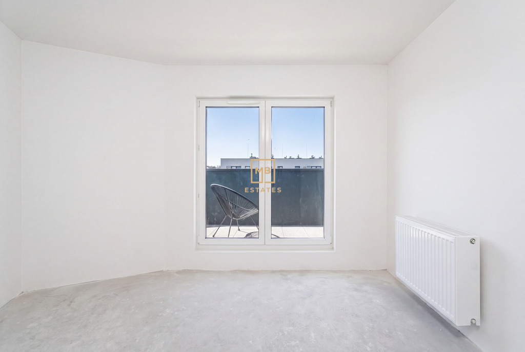 Unikatowy apartament z tarasem  – 4 pokoje
