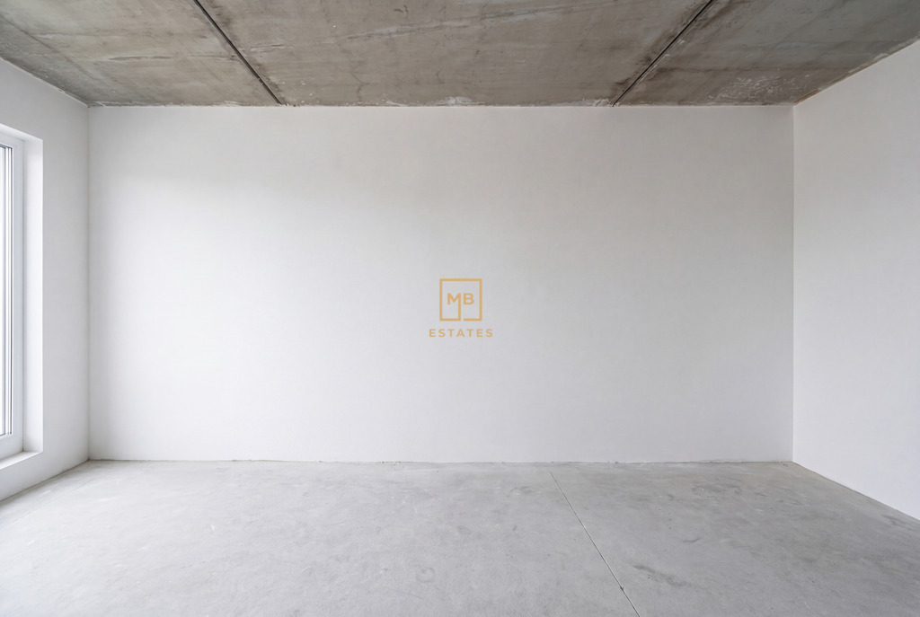 Unikatowy apartament z tarasem  – 4 pokoje