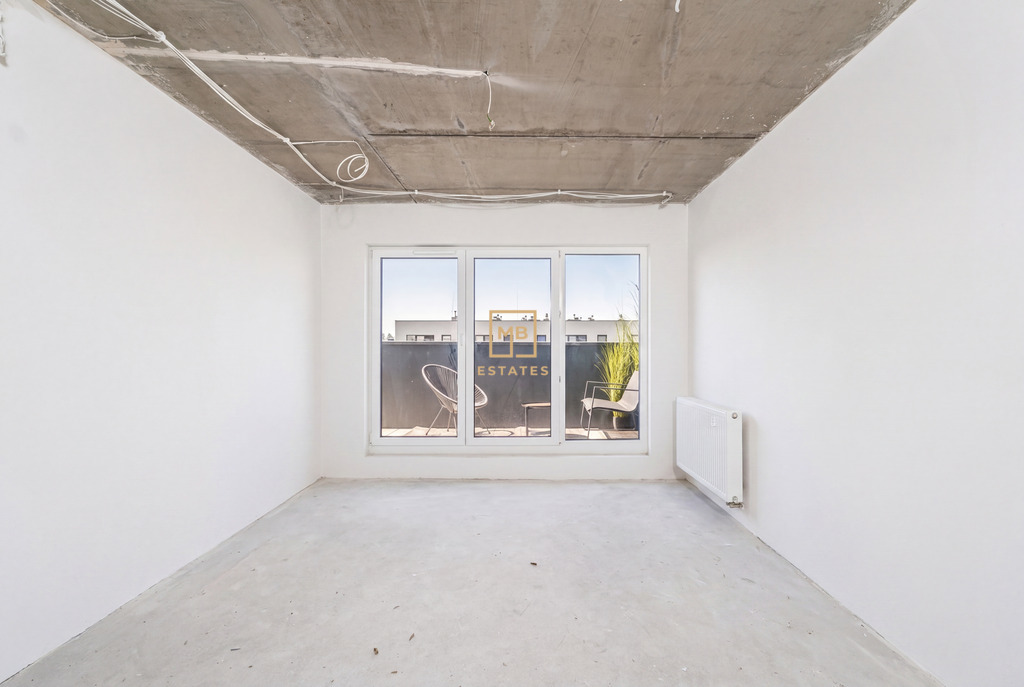 Unikatowy apartament z tarasem  – 4 pokoje