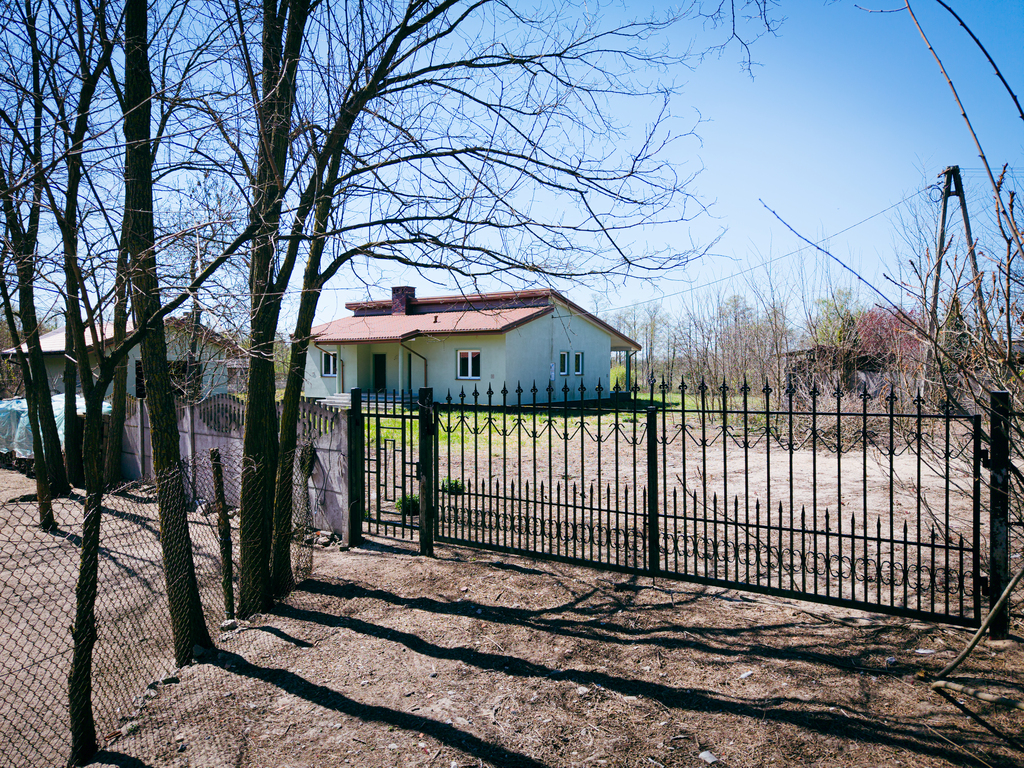 Dom jak nowy z dużą działką w zielonej okolicy!