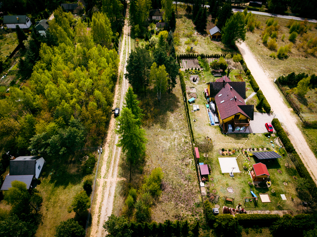 Enklawa pod Łodzią – Działka 1365 m² w Orlej
