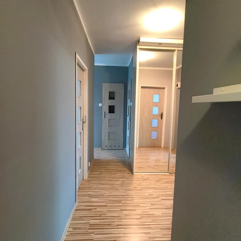 Zdroje, 4-pokojowe mieszkanie na sprzedaż.