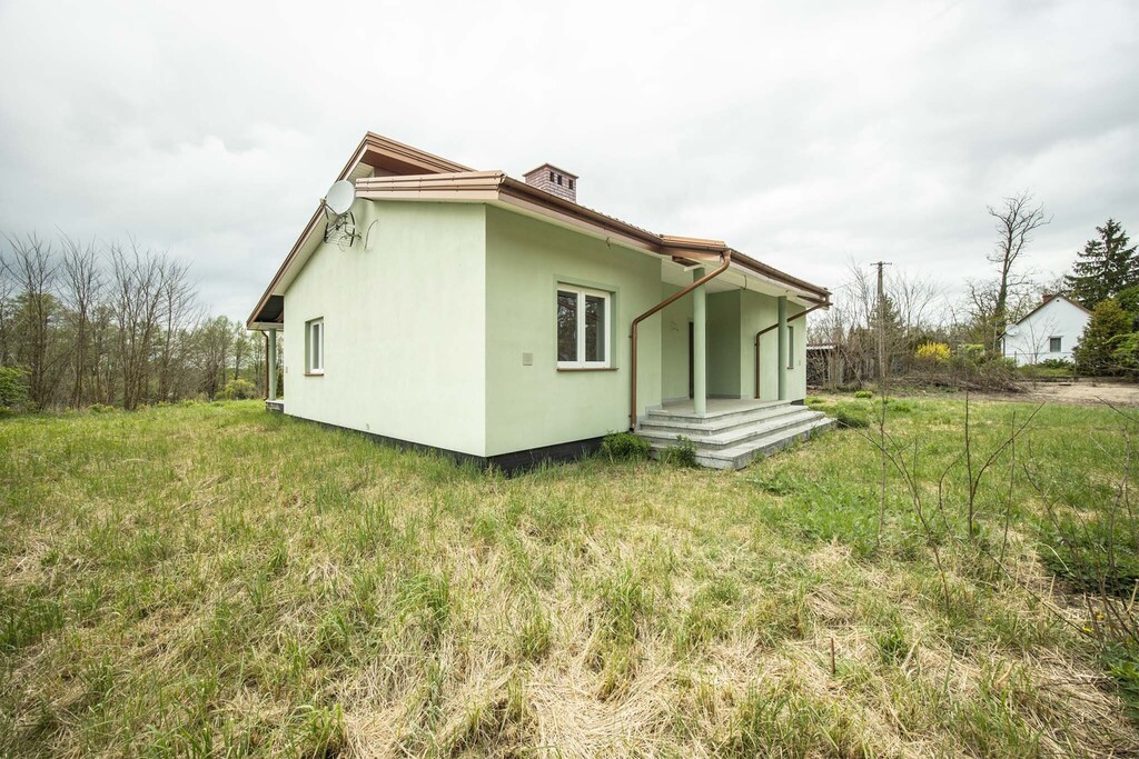 Dom jak nowy z dużą działką w zielonej okolicy!