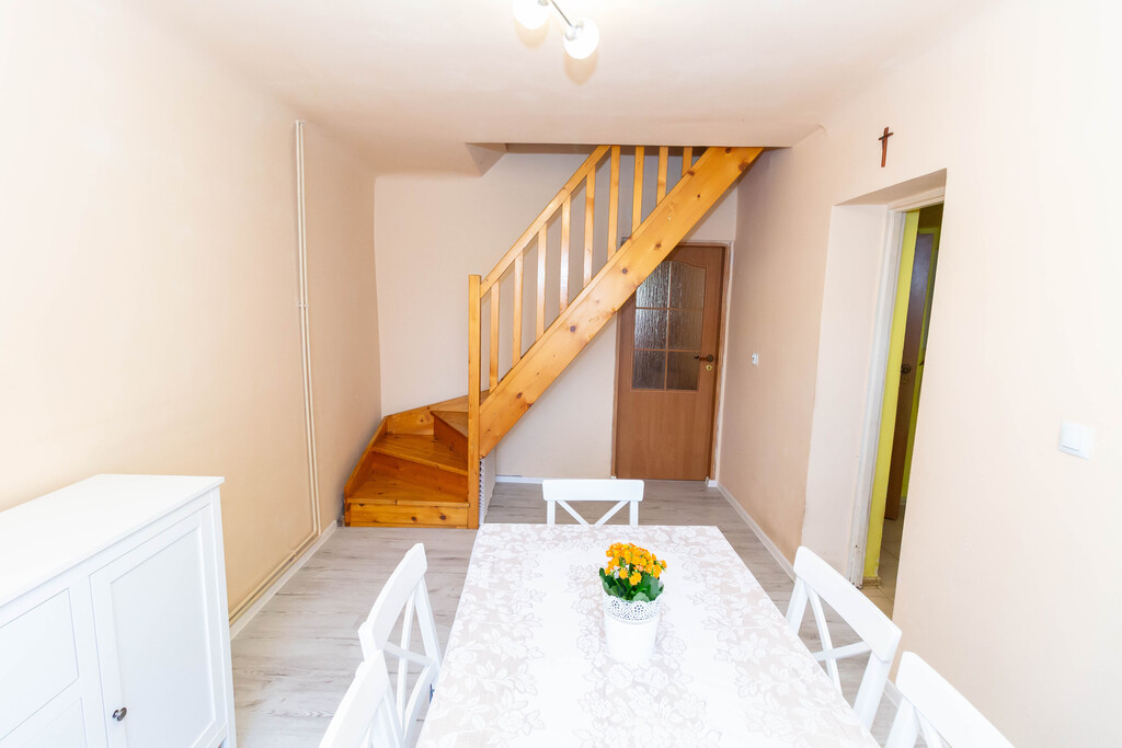 Funkcjonalny dom 91m2 na działce 334m2 Ćmielów