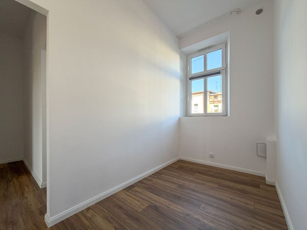 Loftowy Klimat w Kamienicy | 3 Pokoje | Parter
