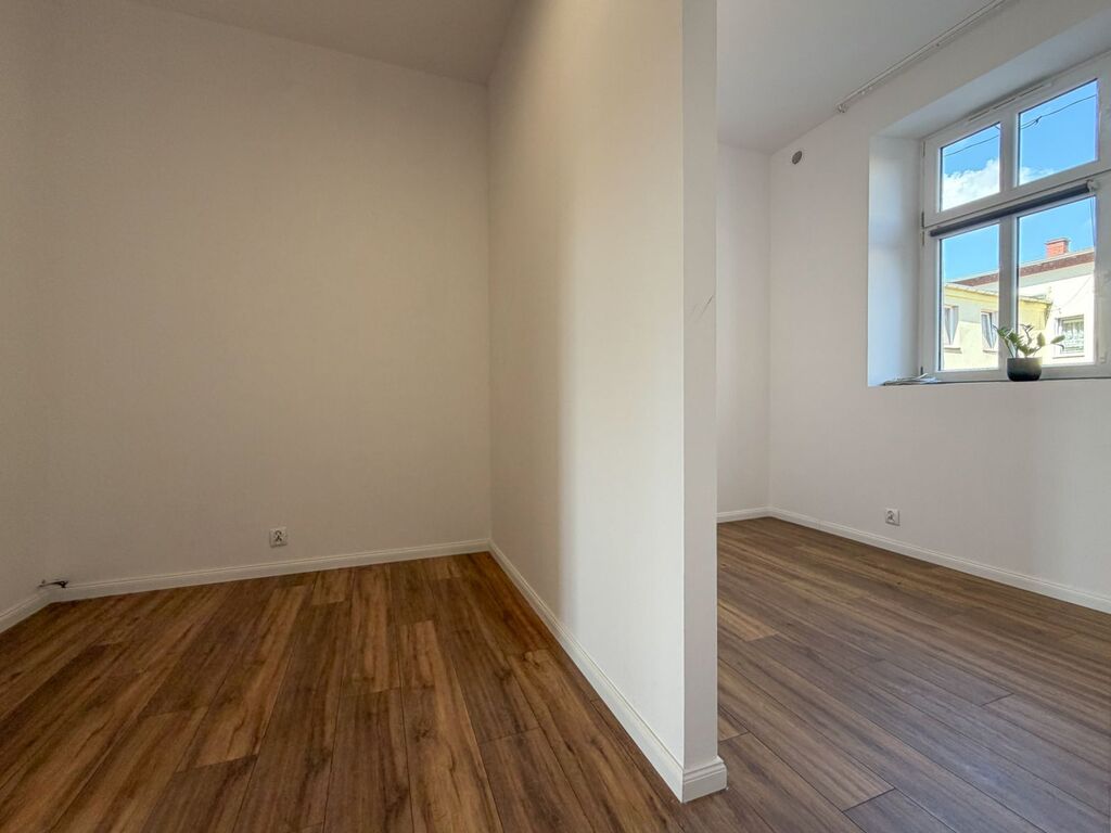 Loftowy Klimat w Kamienicy | 3 Pokoje | Parter