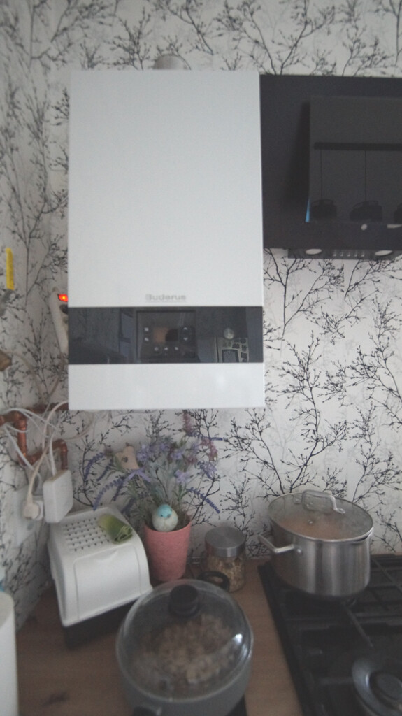 Sprzedaż komfort. mieszk.99m2. 2 garaże Krapkowice