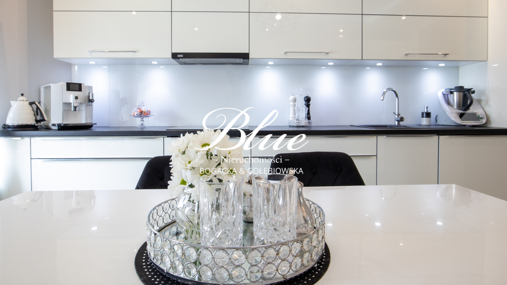 Apartament z duszą w pięknej wykończonej kamienicy