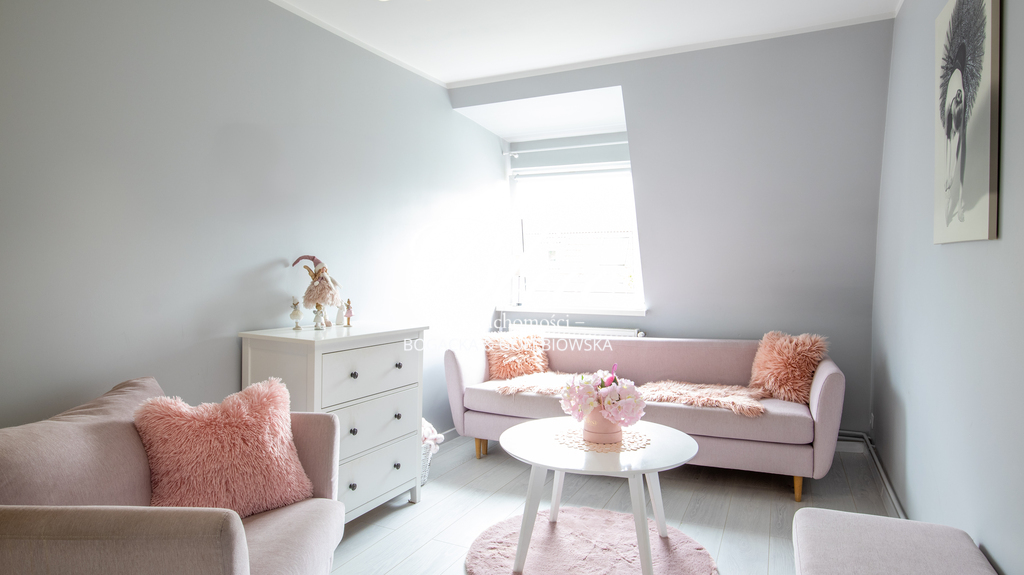 Apartament z duszą w pięknej wykończonej kamienicy