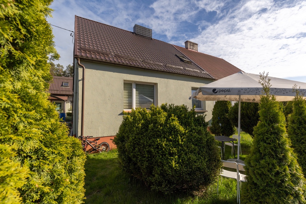 Bliźniak 108 m2 z ogródkiem, 6 km od morza i Łeby