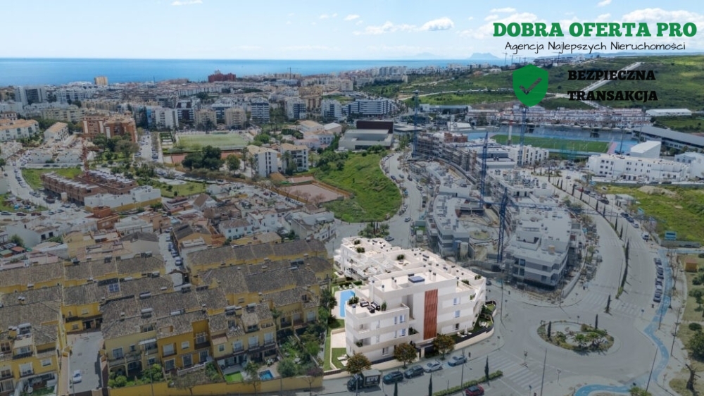 Apartament z basenem i siłownią – Estepona