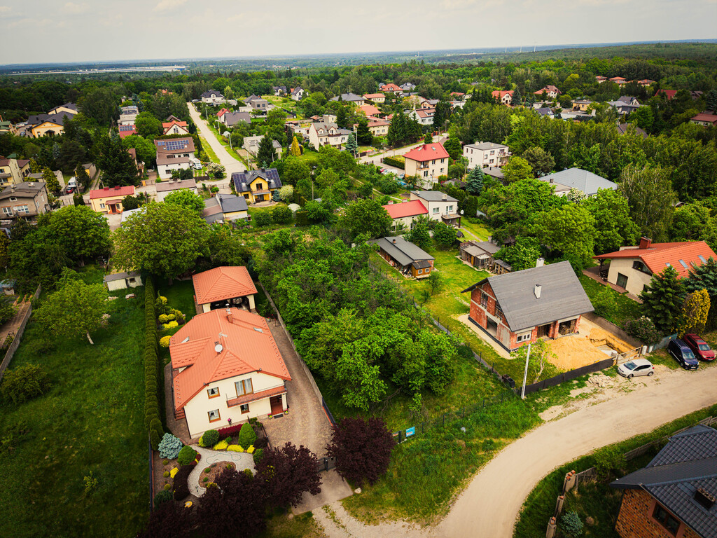 Ustawna działka 1597 m² przy lesie w Zgierzu