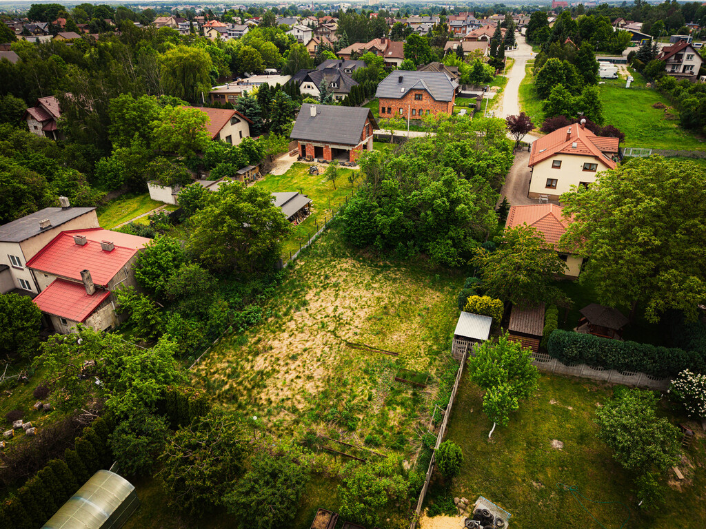 Ustawna działka 1597 m² przy lesie w Zgierzu