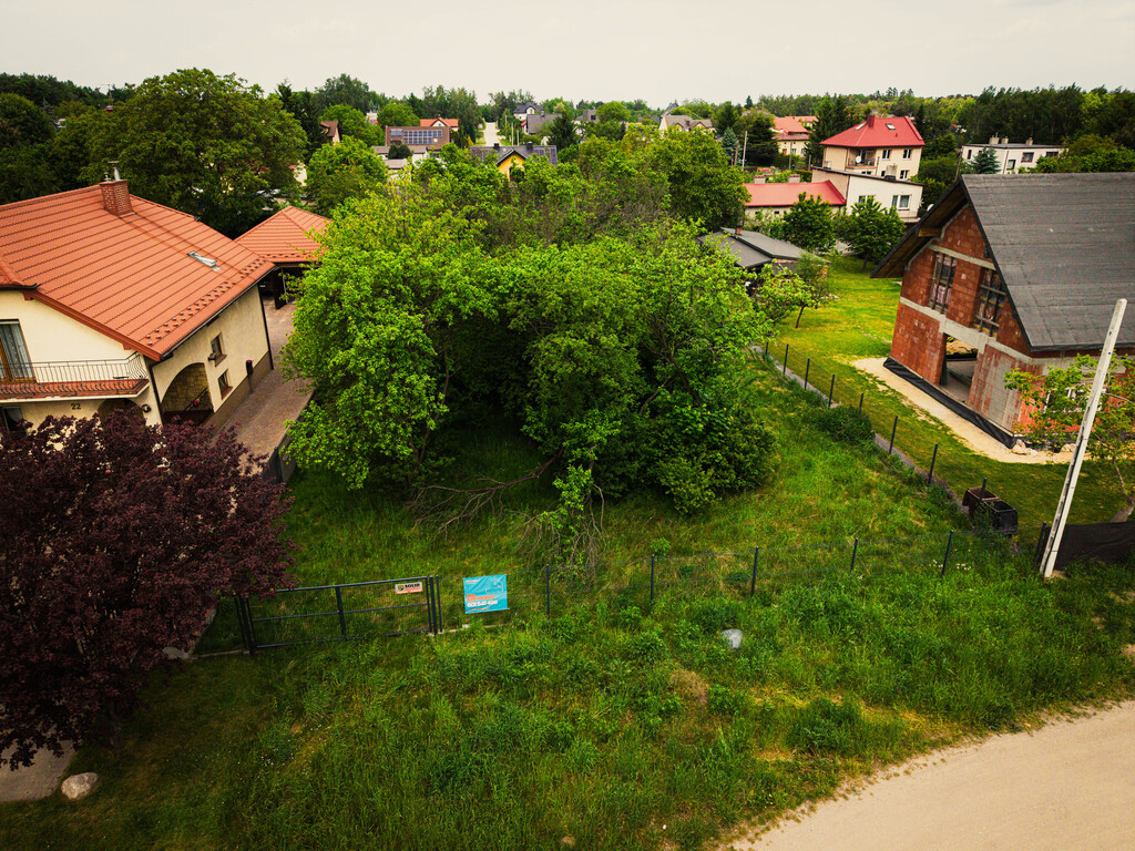 Ustawna działka 1597 m² przy lesie w Zgierzu