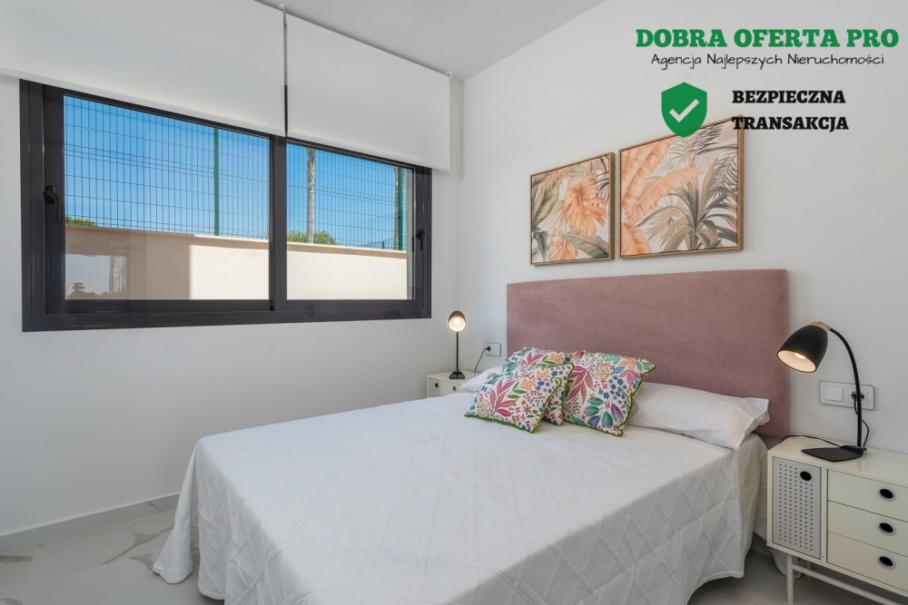 Bungalow z basenem – San Miguel de Salinas