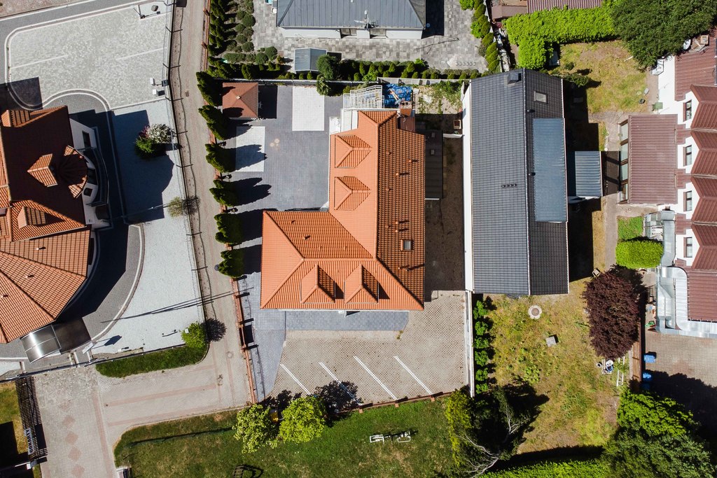 Wisełka: 8 lokali, wysoki standard, parking