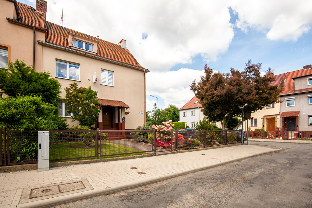 REZERWACJA