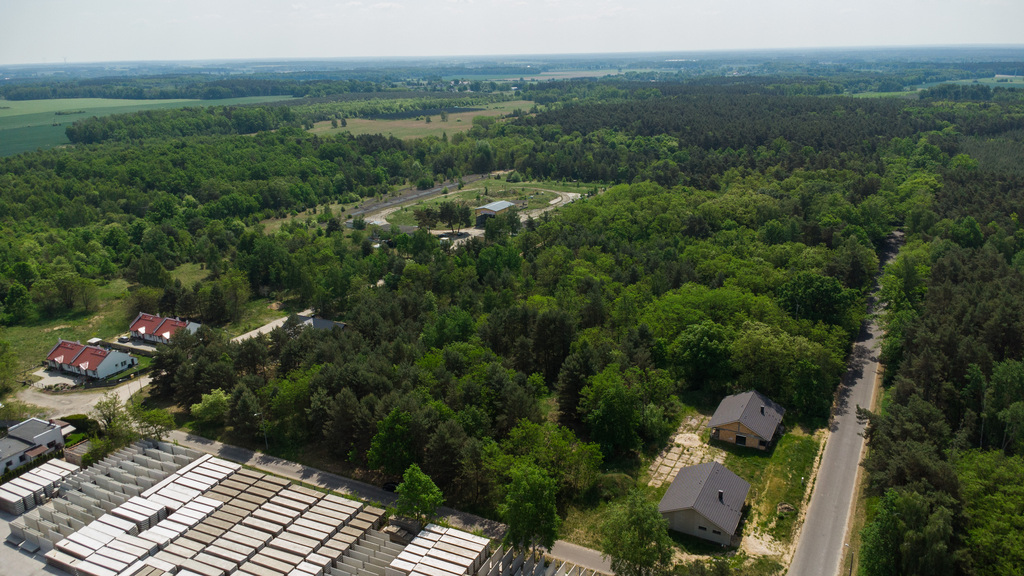 77 000 zł za działkę budowlaną ze ścianą lasu