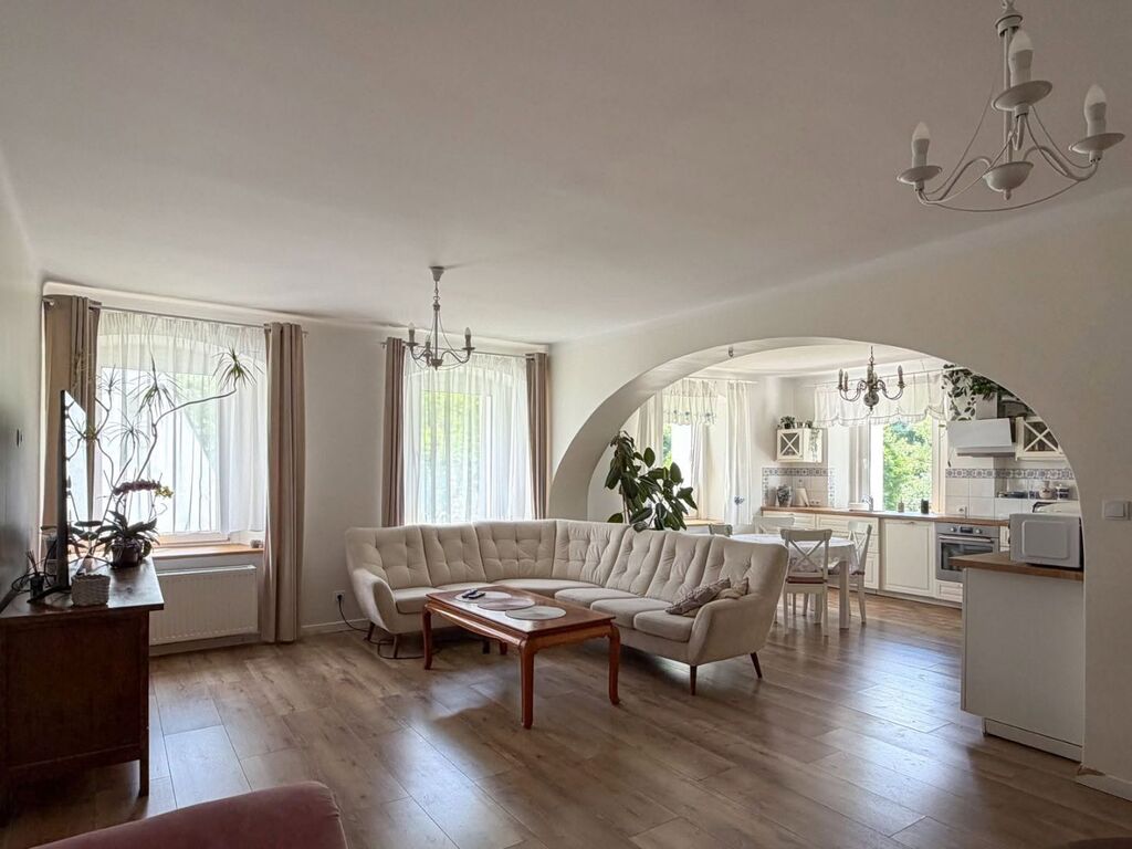 Luksus i Potencjał w Jednym | 350 m² | Dz. 2130 m²
