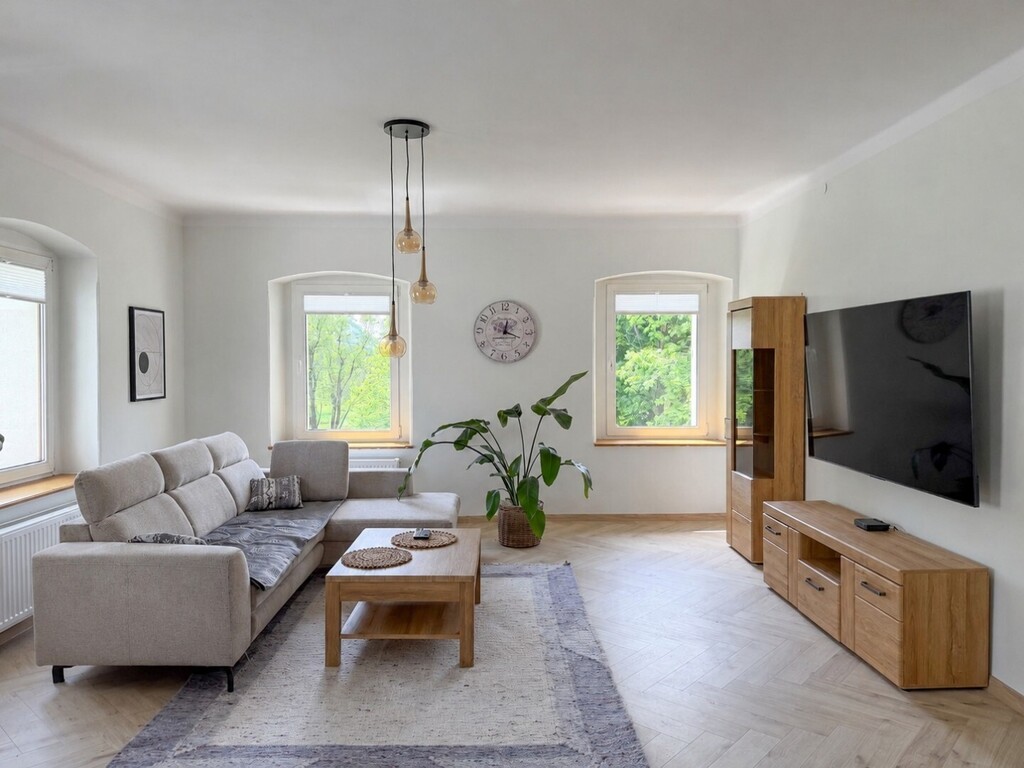 Luksus i Potencjał w Jednym | 350 m² | Dz. 2130 m²