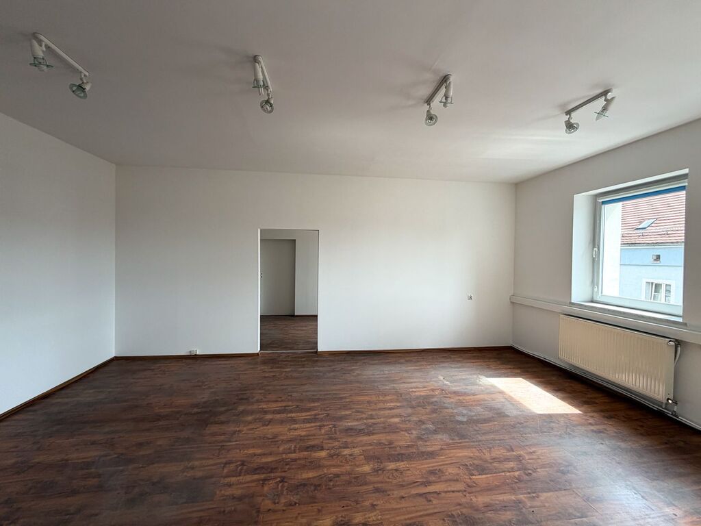 Lokal użytkowy 13 pomieszczeń w centrum Wałbrzycha