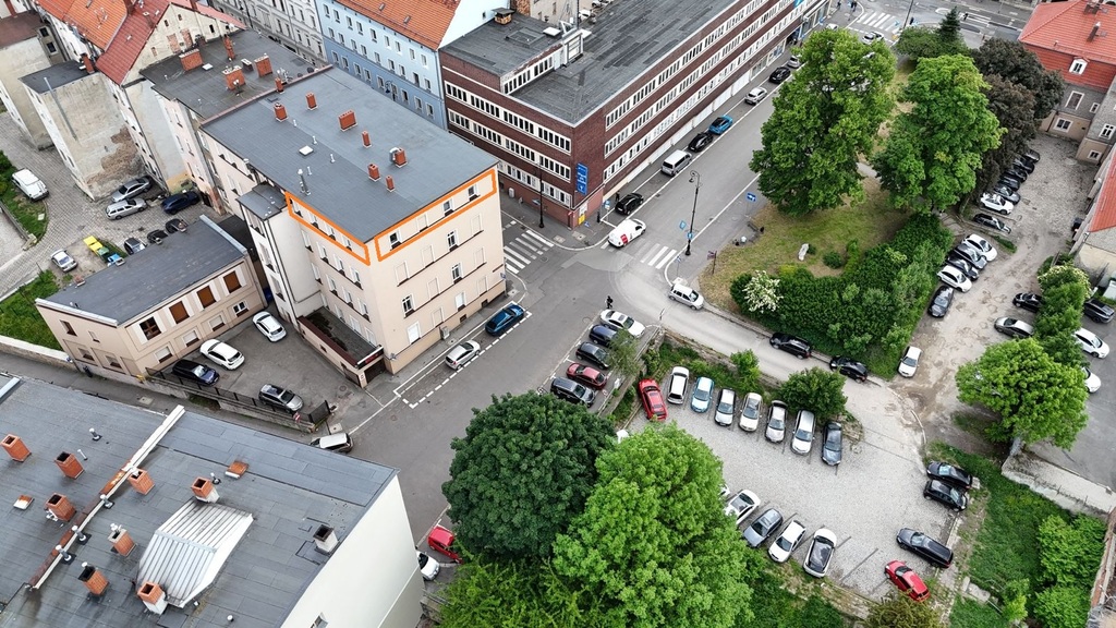 Lokal użytkowy 13 pomieszczeń w centrum Wałbrzycha