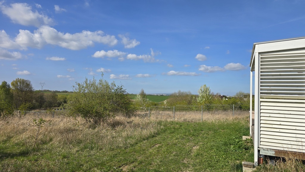 Działka z pięknym widokiem i z domem 70 m2