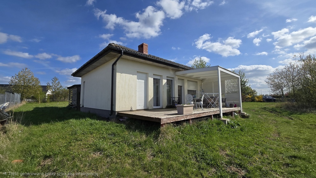 Działka z pięknym widokiem i z domem 70 m2
