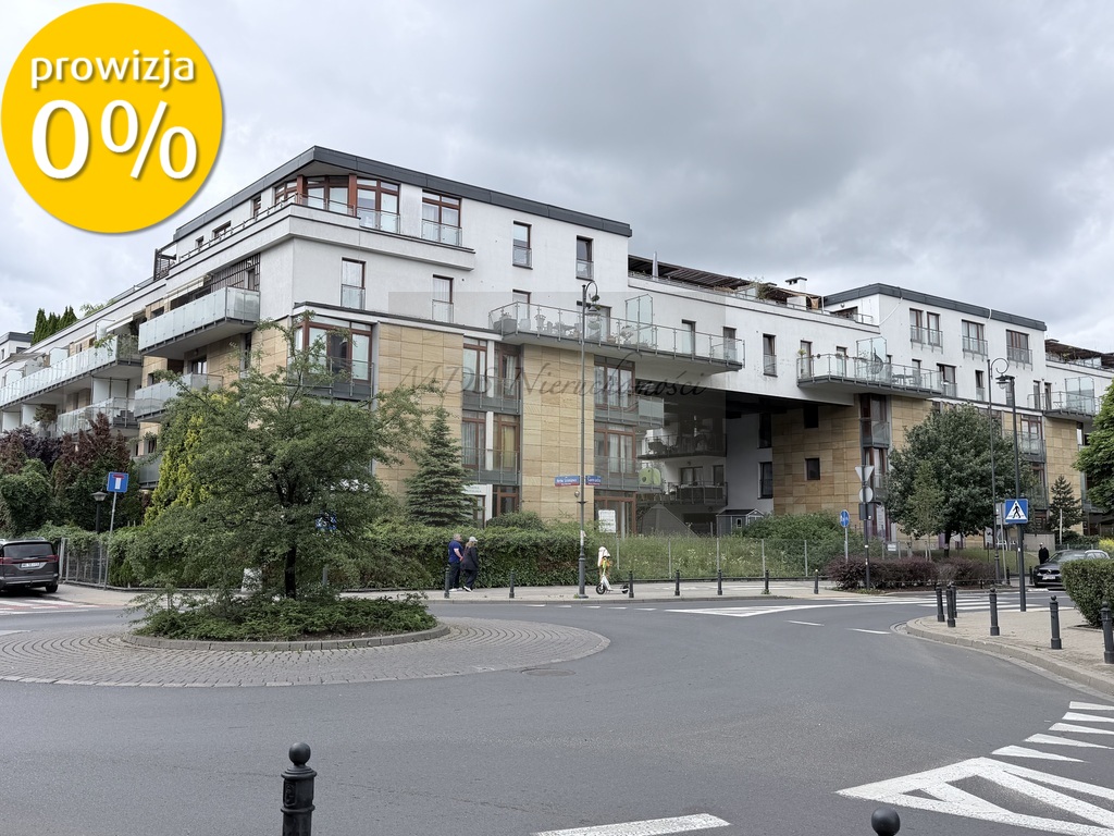 wygodny apartament w Miasteczku, 2 sypialnie