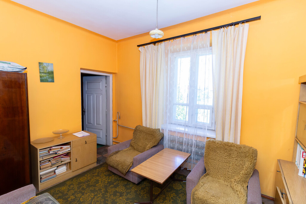 Dom 64m2 działki budowlane 1191m2 Ćmielów