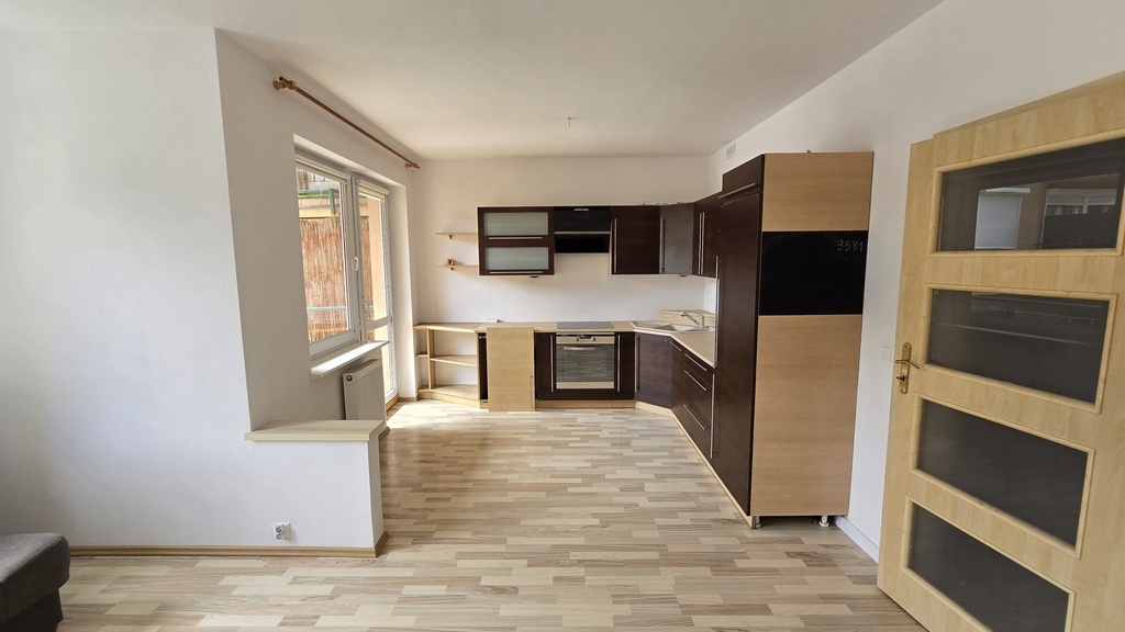 Rozkładowe 3 pokojowe mieszkanie z balkonem