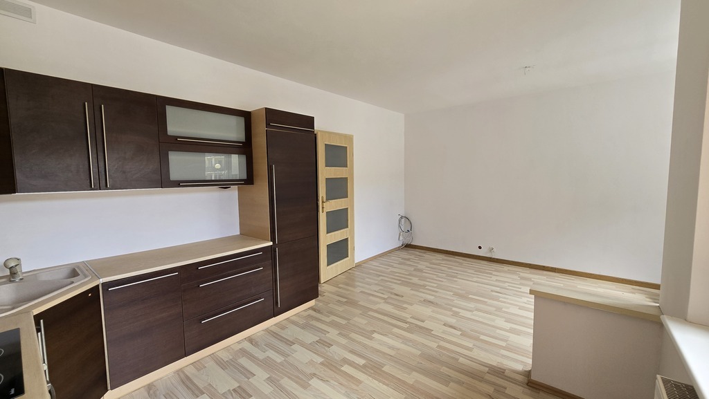 Rozkładowe 3 pokojowe mieszkanie z balkonem